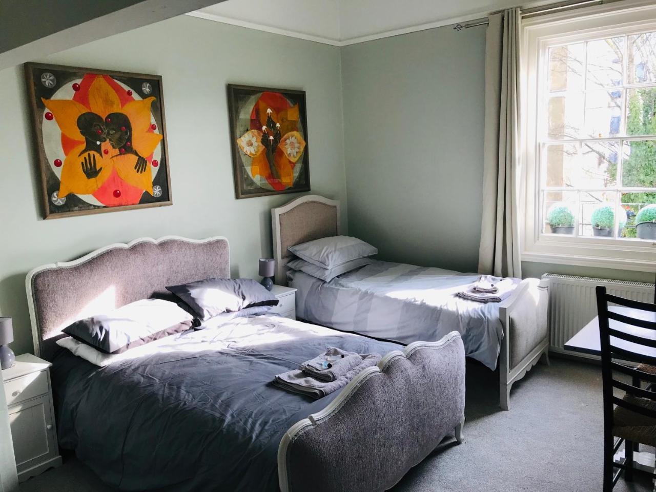 Regency Rooms Guesthouse 첼튼엄 외부 사진